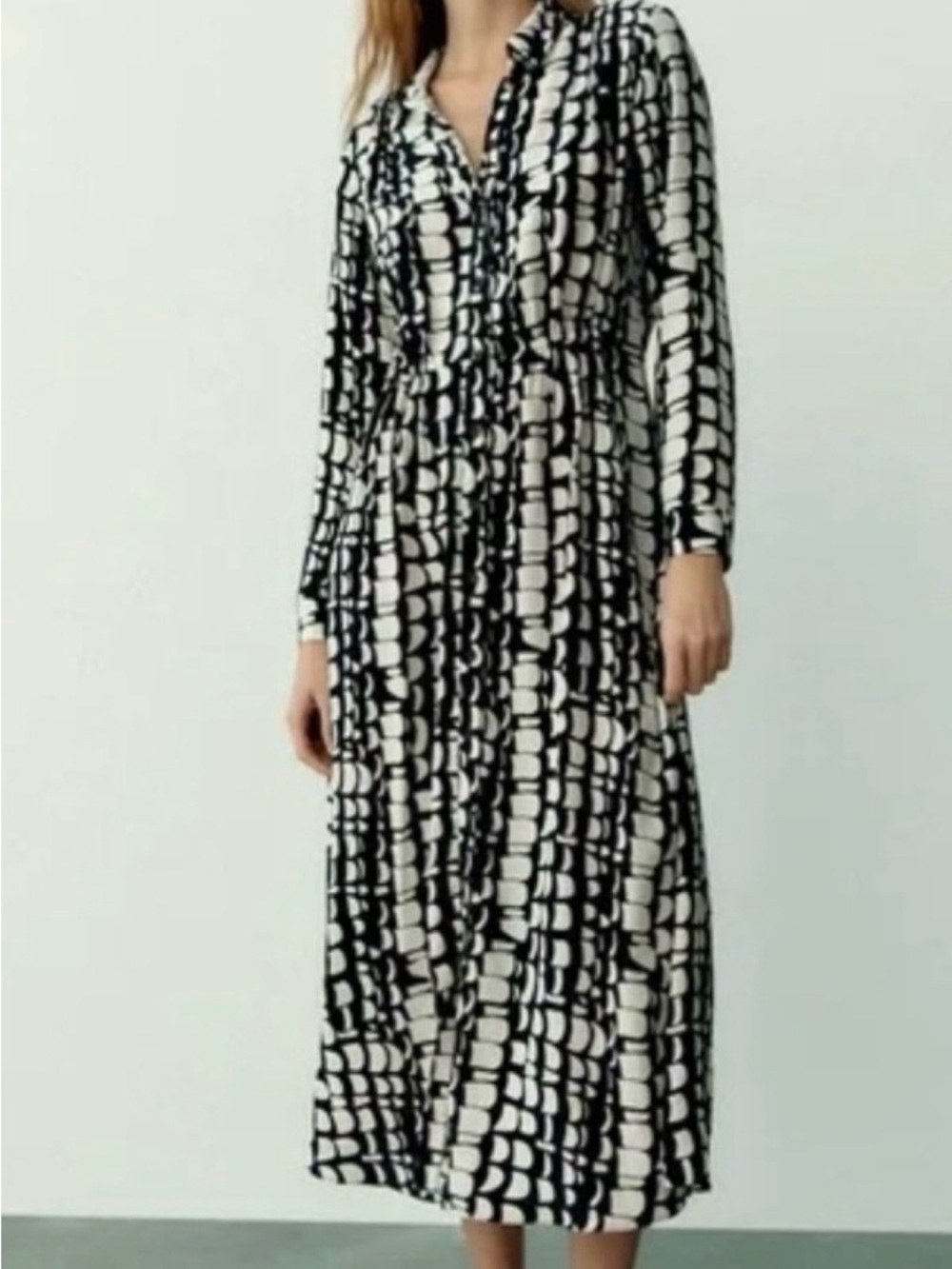 Zara Black and White Abstract Print Collared Button Front Maxi Dress
